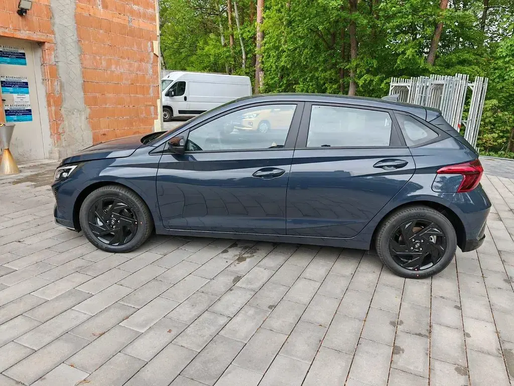 Neu Hyundai i20 Comfort 90 PS (66 kW) 2026 Grau Kleinwagen