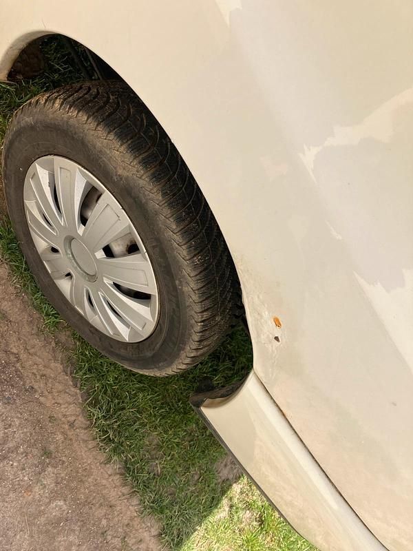 Używany VW Caddy 65 KM (47 kW) 2003 Minivan