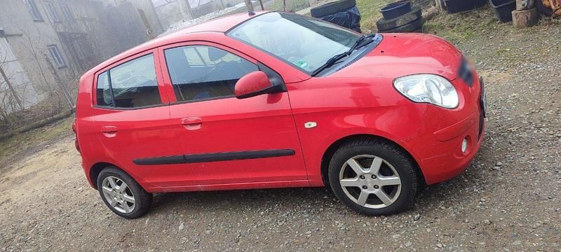 Gebraucht Kia Picanto 65 PS (47 kW) 2010 Rot Kleinwagen