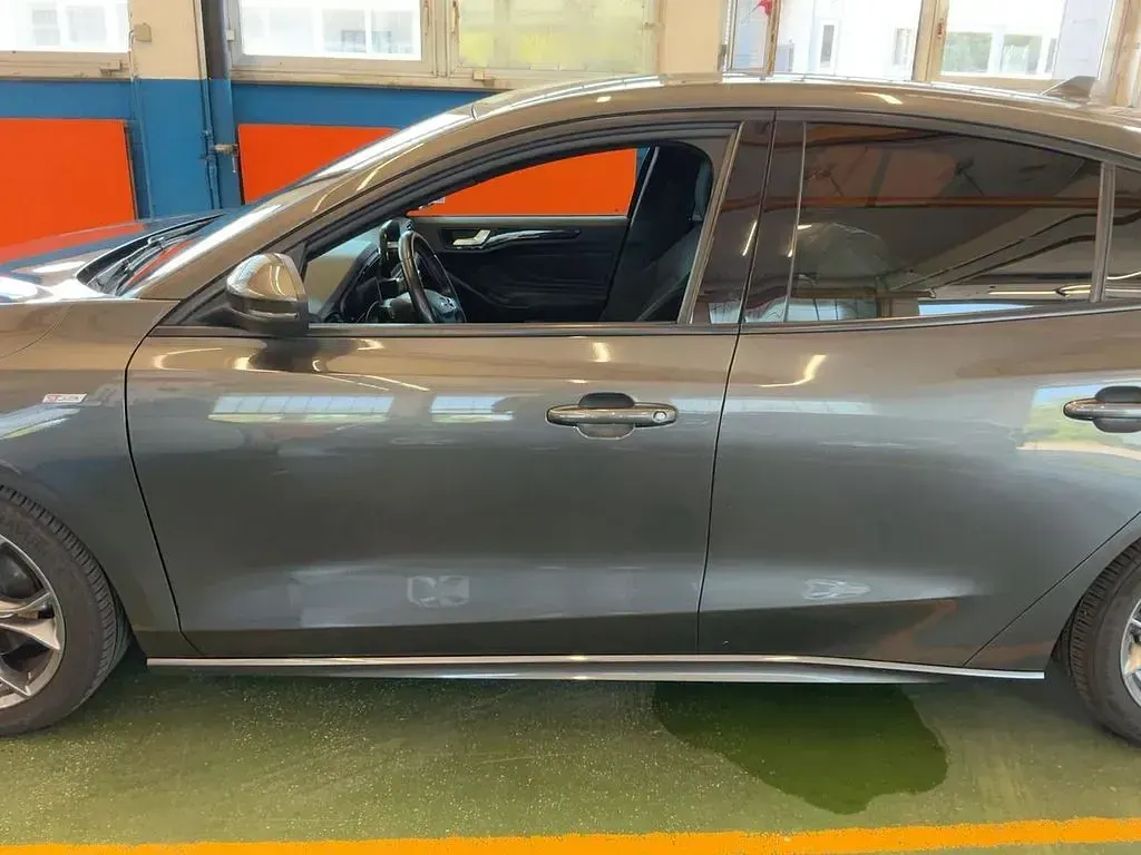 Gebraucht Ford Focus ST-Line 150 PS (110 kW) 2018 Grau Limousine
