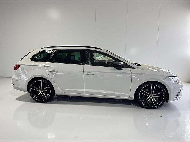 Gebraucht Cupra Leon 300 PS (220 kW) 2020 "nevada" weiss Kombi