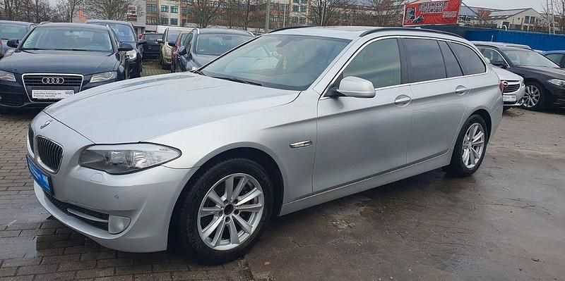 Gebraucht BMW 520 184 PS (135 kW) 2013 Silber Kombi