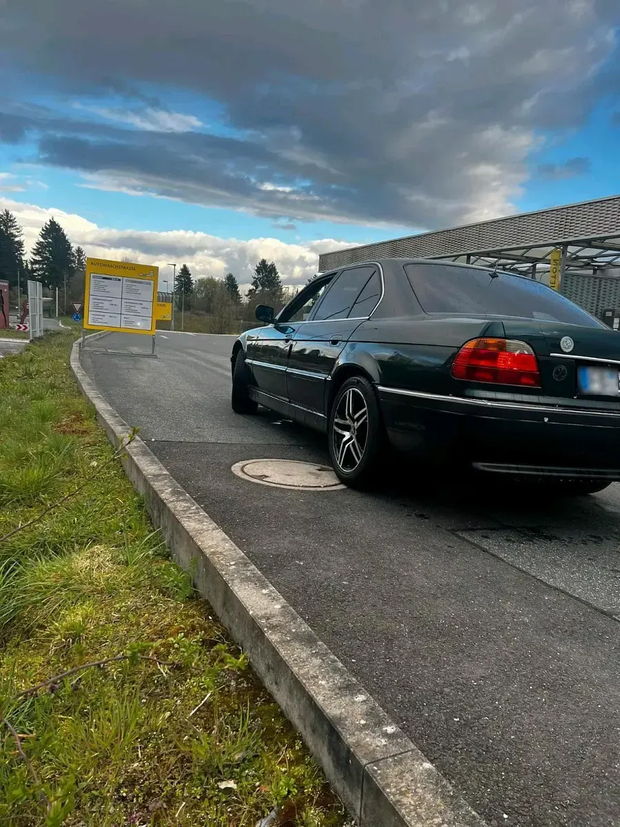Gebraucht BMW 728 192 PS (141 kW) 1999 Grün Limousine