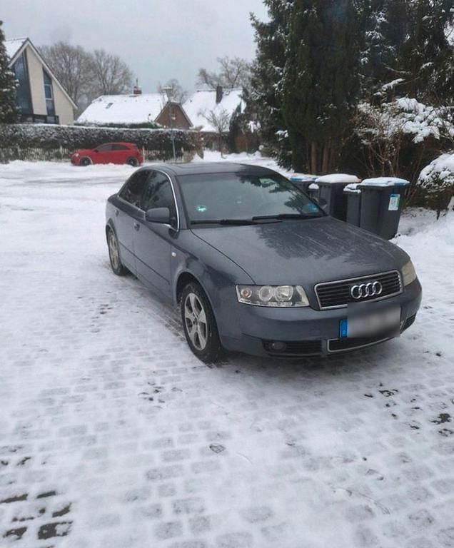 Gebraucht Audi A4 131 PS (96 kW) 2002 Silber Limousine