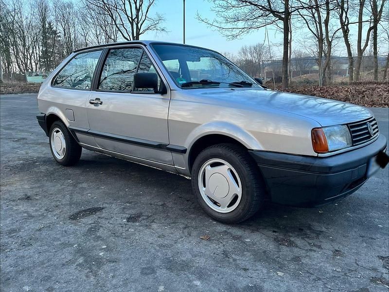 Gebraucht VW Polo 54 PS (39 kW) 1991 Silber Coupé