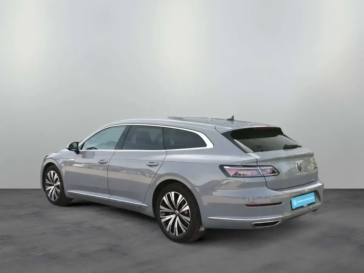 Gebraucht VW Arteon Elegance 190 PS (139 kW) 2023 Mondsteingrau Kombi