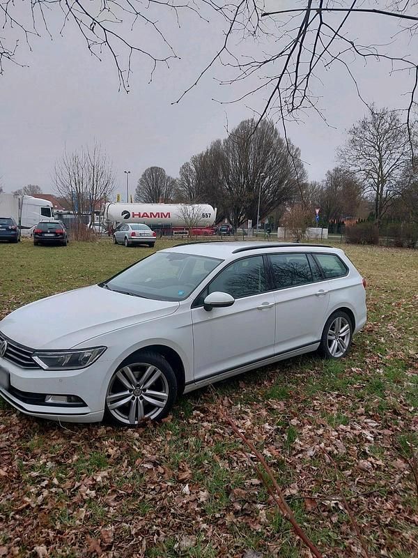 Gebraucht VW Passat 150 PS (110 kW) 2016 Weiß Kombi