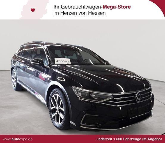 Schwarz Gebraucht 2021 VW Passat GTE Kombi | 20.989 € (Fairer Preis) - Bild 1/4