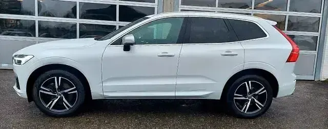 Gebraucht Volvo XC60 R-Design 250 PS (183 kW) 2019 Ice white SUV