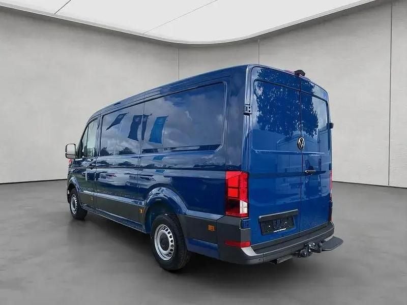 Gebraucht VW Crafter 177 PS (130 kW) 2025 Blau Van