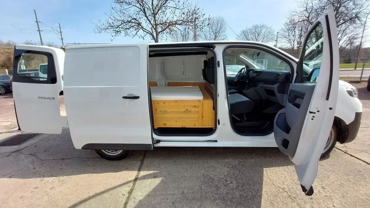 Gebraucht Toyota Proace 95 PS (69 kW) 2017 Weiß Van / Kleinbus