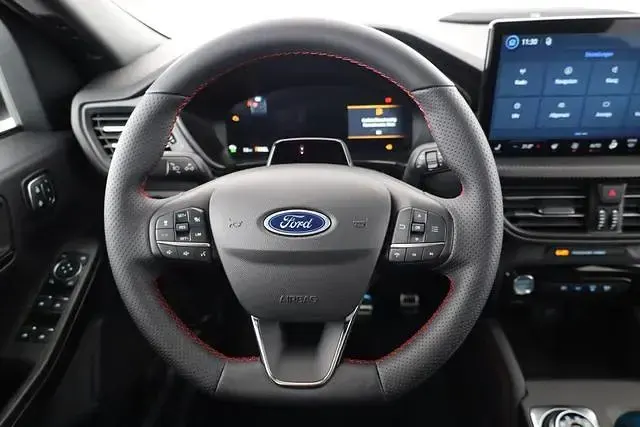 Neu Ford Kuga ST-Line X 182 PS (133 kW) 2026 Agate black metallic agate black metallic SUV