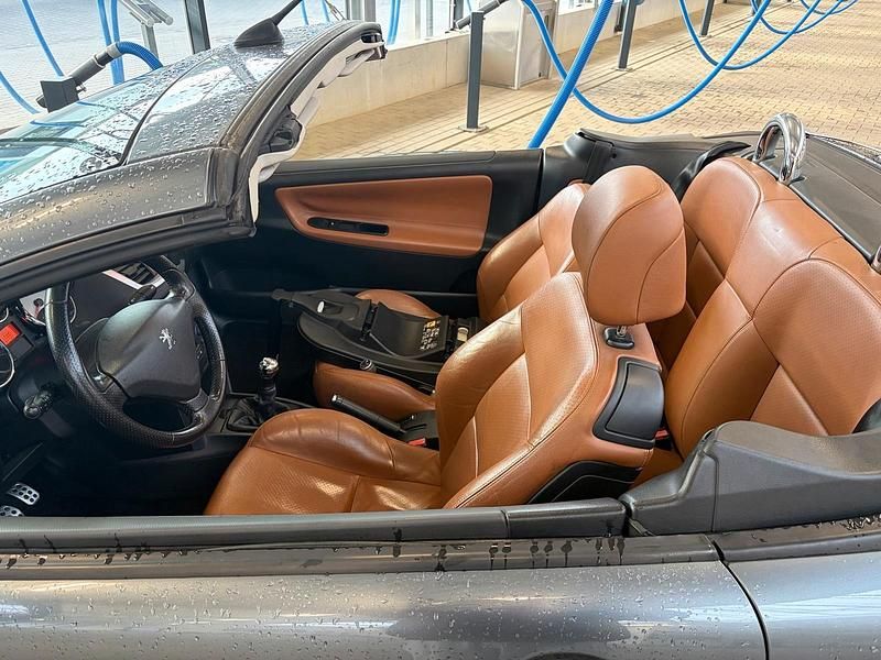 Gebraucht Peugeot 207 CC Platinum 2007 Grau Cabrio