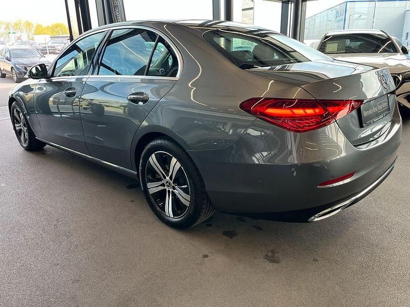 Gebraucht Mercedes C220 Advanced Plus 200 PS (147 kW) 2025 Lack selenitgrau Limousine