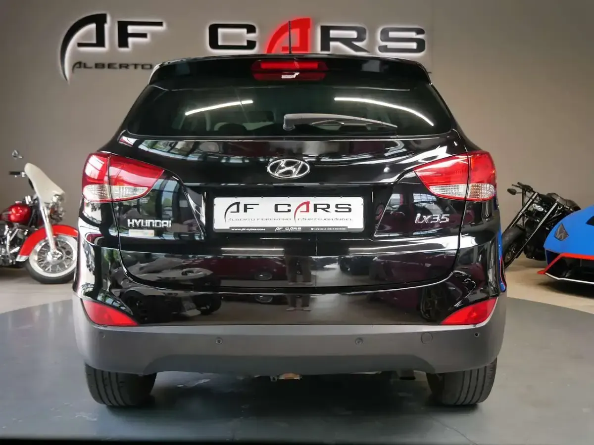 Gebraucht Hyundai ix35 Comfort 136 PS (100 kW) 2012 Schwarz SUV