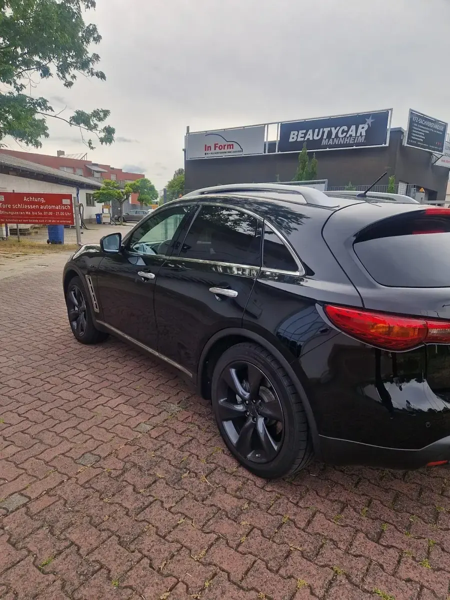 Gebraucht Infiniti Fx30 238 PS (175 kW) 2014 Schwarz SUV
