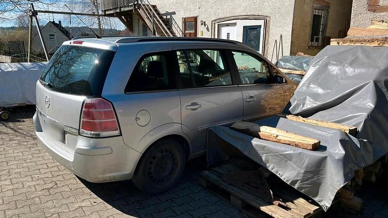 Gebraucht Opel Zafira 150 PS (110 kW) 2006 Van / Kleinbus
