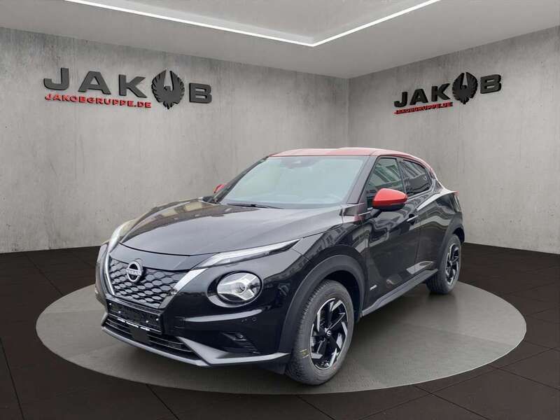 Black/fuji sunset red Neu 2024 Nissan Juke N-Connecta SUV | 26.990 € (Superpreis) - Bild 1/4