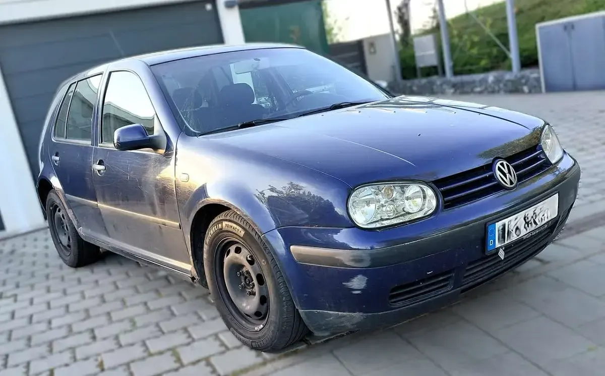 Gebraucht VW Golf IV Edition 101 PS (74 kW) 2002 Blau Limousine
