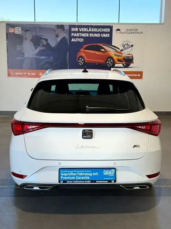 Gebraucht Seat Leon FR 150 PS (110 kW) 2022 Weiß Limousine