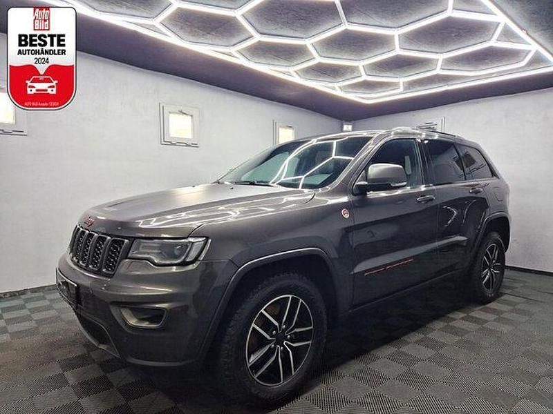 Granite crystal met. clear coat Gebraucht 2020 Jeep Grand Cherokee Trailhawk SUV | 31.780 € (Etwas zu teuer) - Bild 1/4
