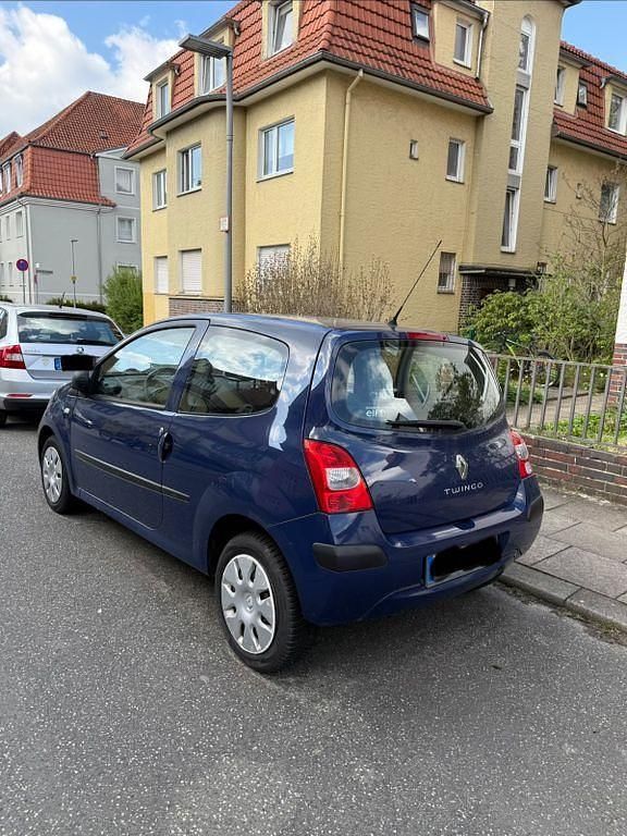 Używany Renault Twingo Authentique 58 KM (42 kW) 2007 Niebieski Hatchback