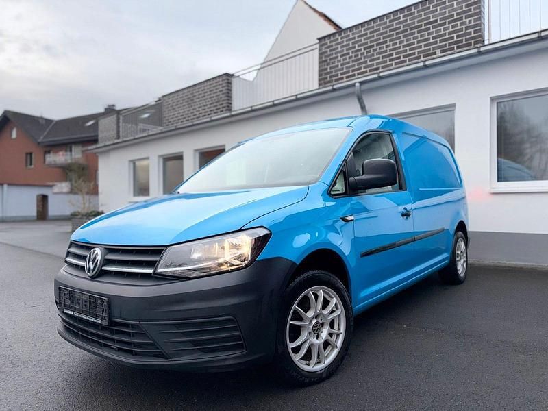 Usata VW Caddy 102 CV (75 kW) 2016 Blu Monovolume