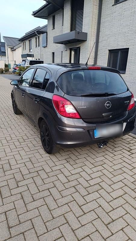 Gebraucht Opel Corsa Edition 69 PS (50 kW) 2011 Grau Limousine