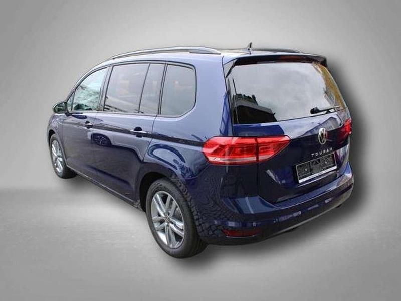 Gebraucht VW Touran Comfortline 150 PS (110 kW) 2024 Blau Van / Kleinbus