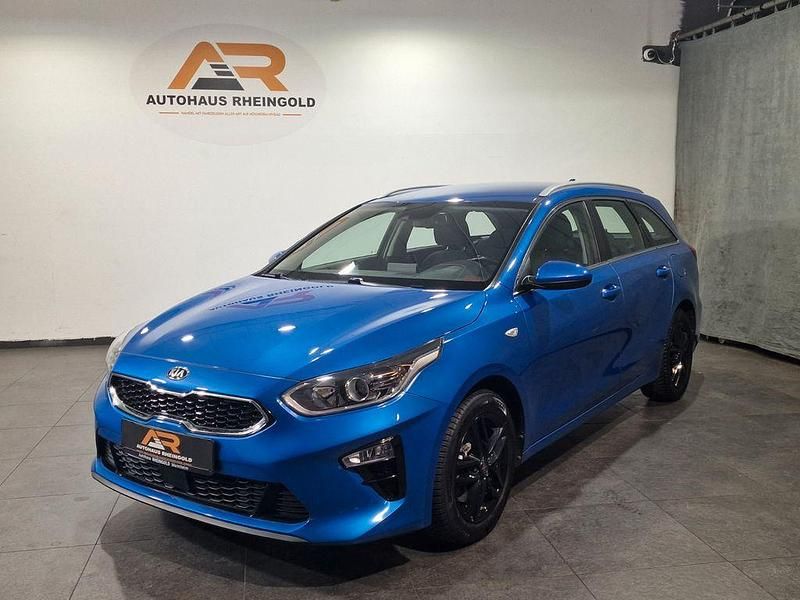 Blau Gebraucht 2019 Kia Ceed Kleinwagen | 14.499 € (Fairer Preis) - Bild 1/4