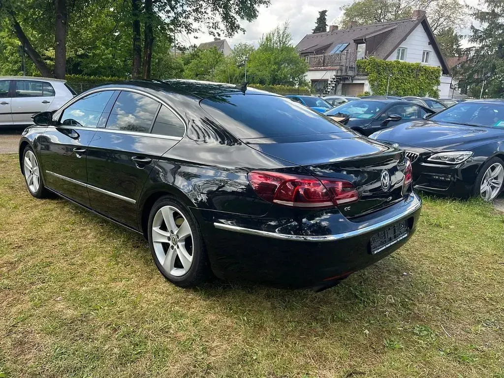 Gebraucht VW Passat 160 PS (117 kW) 2012 Schwarz Limousine