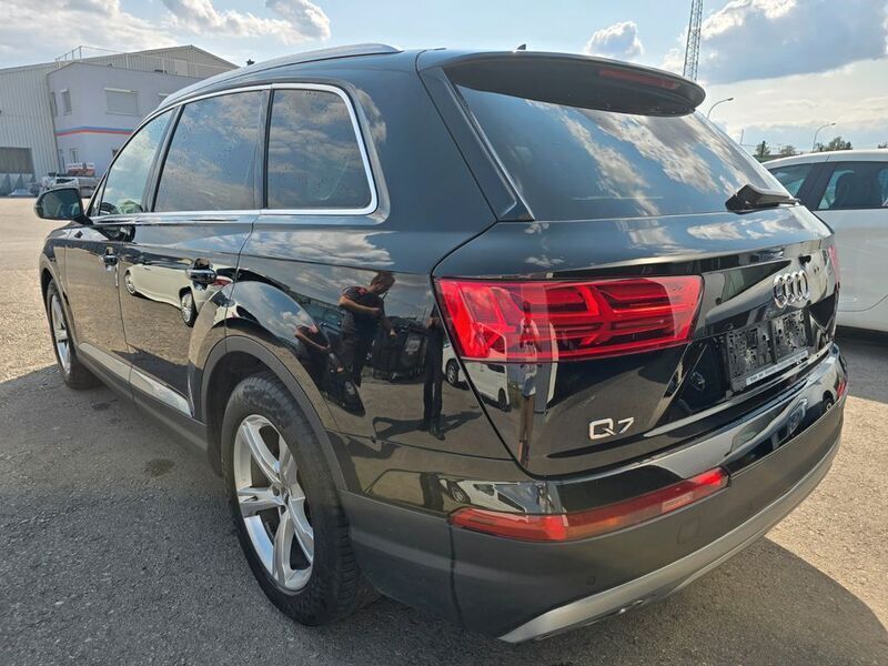 Schwarz Gebraucht 2018 Audi Q7 Sport SUV | 20.640 € (Superpreis) - Bild 1/4