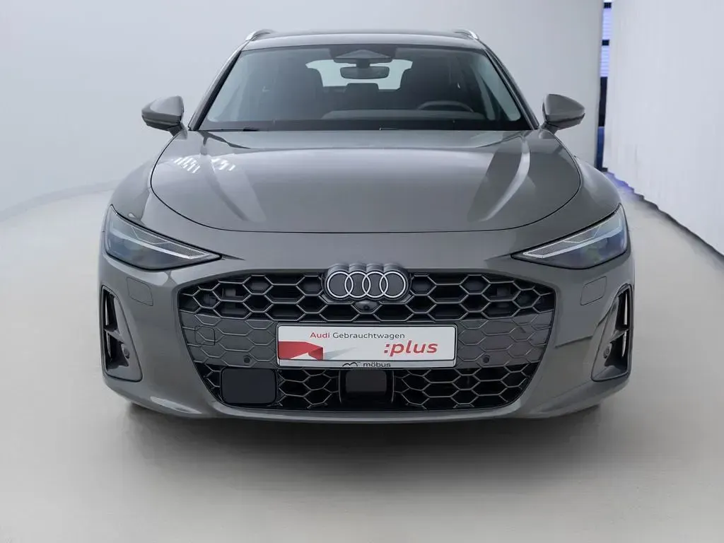 Gebraucht Audi A6 Ambiente 204 PS (150 kW) 2025 Chronosgrau metallic Kombi