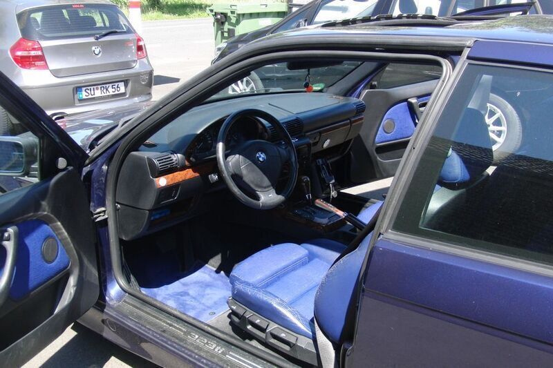 Blau Gebraucht 1998 BMW 323 Compact Kleinwagen | 7.950 € (Etwas zu teuer) - Bild 1/4