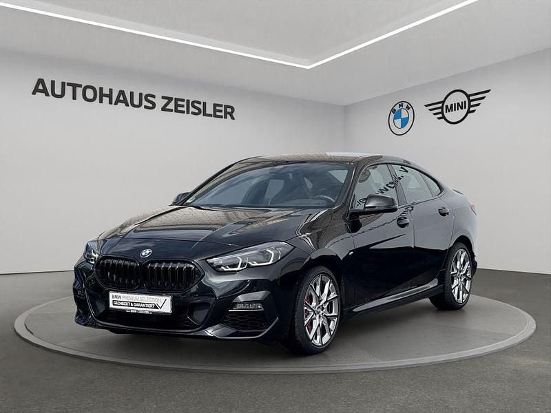 Saphirschwarz Gebraucht 2024 BMW 220 Sport Line Coupé | 38.490 € (Teuer) - Bild 1/4