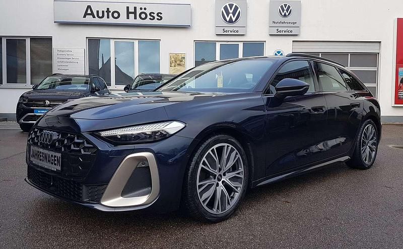 Firmamentblau Gebraucht 2024 Audi A5 Edition .1 Coupé | 49.790 € (Fairer Preis) - Bild 1/4