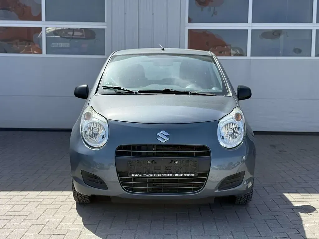 Gebraucht Suzuki Alto 68 PS (50 kW) 2012 Grau Kleinwagen