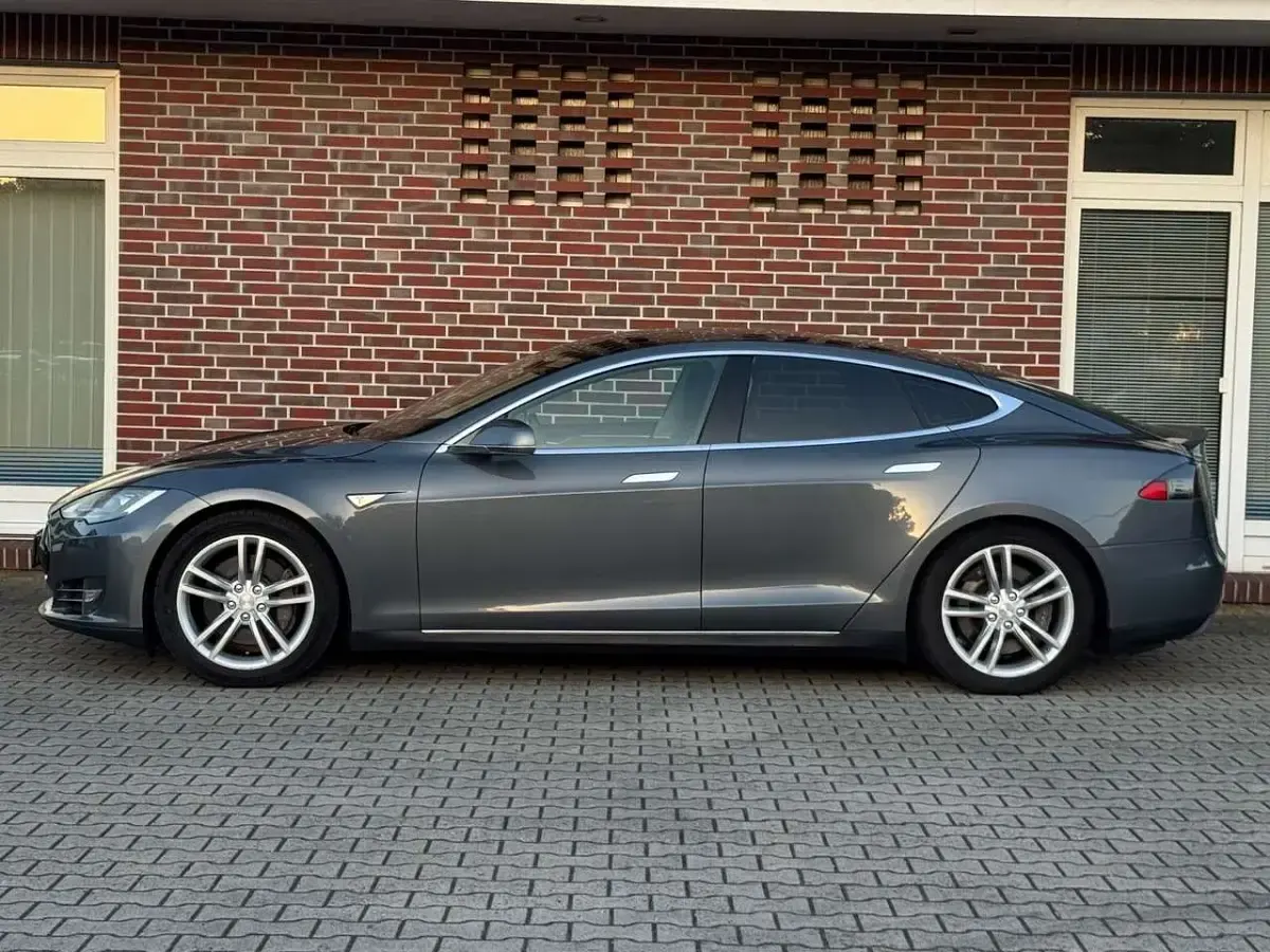 Gebraucht Tesla Model S 309 kW (421 PS) 2013 Grau Kleinwagen