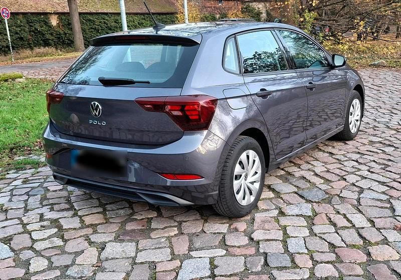 Gebraucht VW Polo Life 95 PS (69 kW) 2023 Grau Kleinwagen