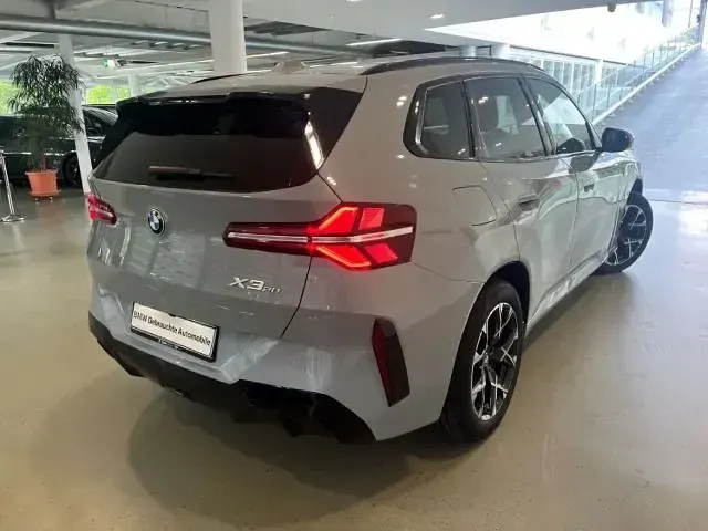 Gebraucht BMW X3 M Sport 208 PS (152 kW) 2025 Grau SUV