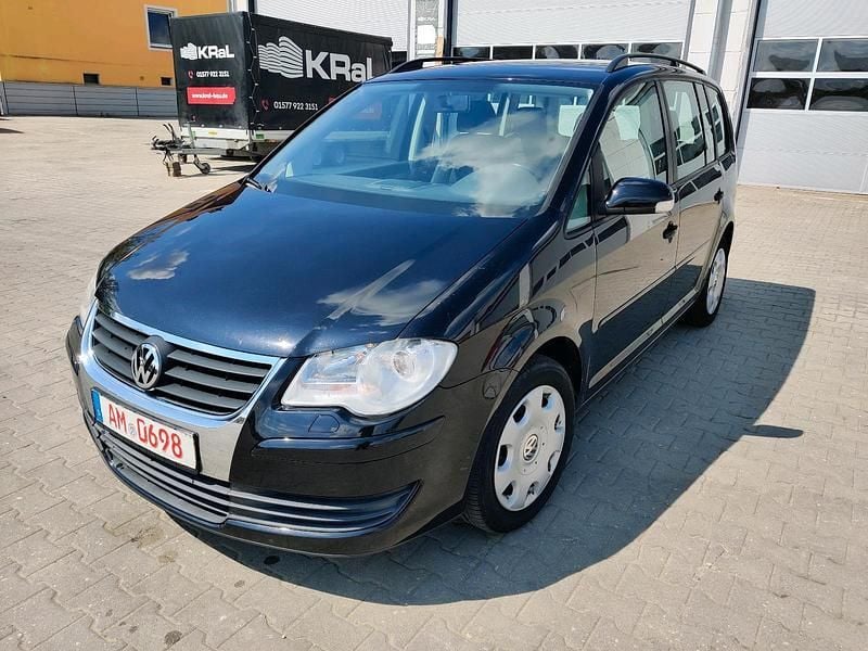 Gebraucht VW Touran 140 PS (102 kW) 2008 Schwarz Van / Kleinbus