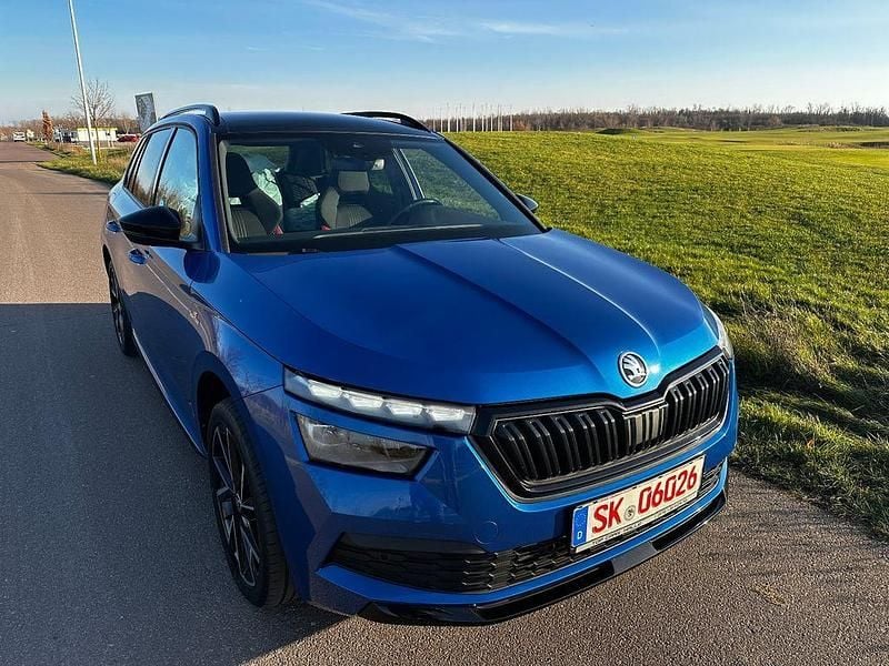 Blau Gebraucht 2021 Skoda Kamiq Monte Carlo SUV | 18.999 € (Guter Preis) - Bild 1/4