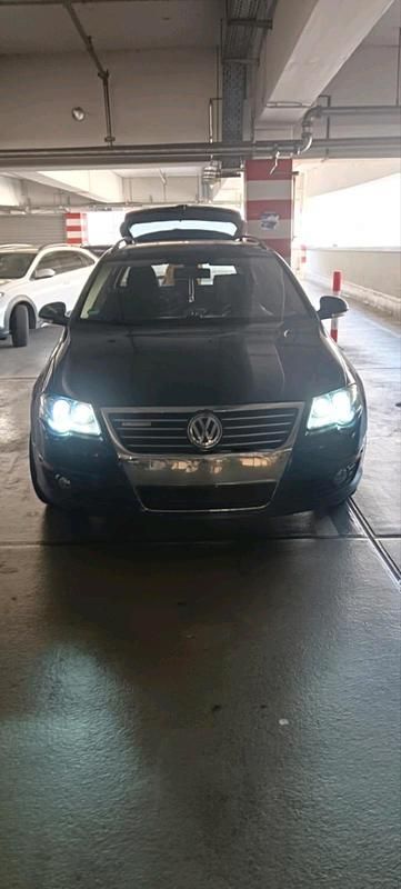 Gebraucht VW Passat Individual 105 PS (77 kW) 2008 Blau Kombi