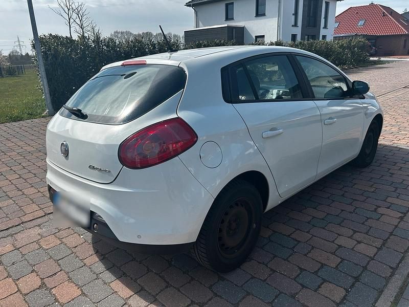 Gebraucht Fiat Bravo 120 PS (88 kW) 2009 Weiß Kleinwagen