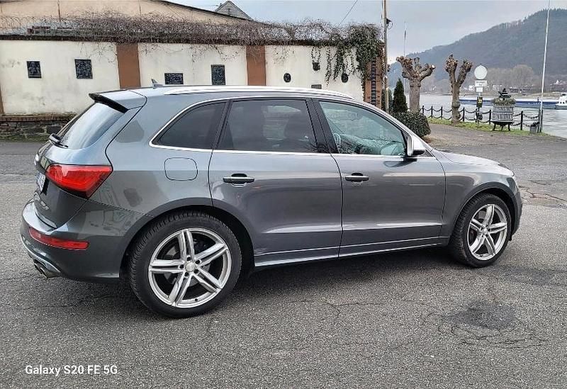 Gebraucht Audi SQ5 Comfort 313 PS (230 kW) 2015 Grau SUV