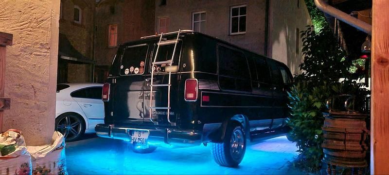 Gebraucht Dodge Ram 180 PS (132 kW) 1989 Schwarz Pickup