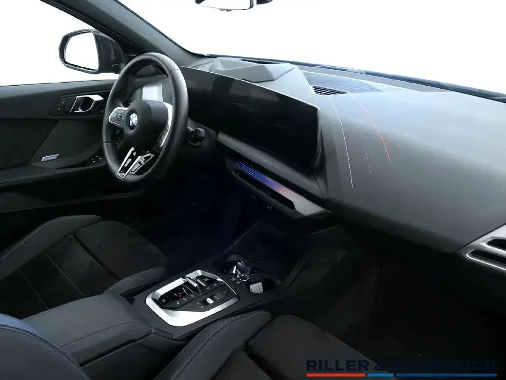 Gebraucht BMW 120 M Sport 170 PS (125 kW) 2025 Black sapphire Kleinwagen