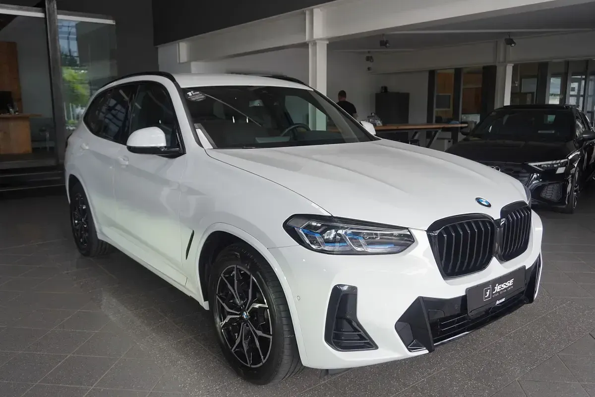 Gebraucht BMW X3 M Sport 286 PS (210 kW) 2024 Weiß SUV