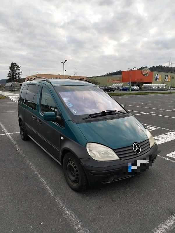 Gebraucht Mercedes Vaneo 125 PS (91 kW) 2002 Grün Van / Kleinbus