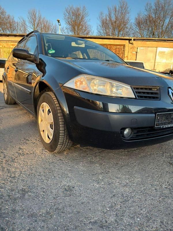 Schwarz Gebraucht 2005 Renault Mégane GrandTour Expression Kombi | 1.799 € - Bild 1/4